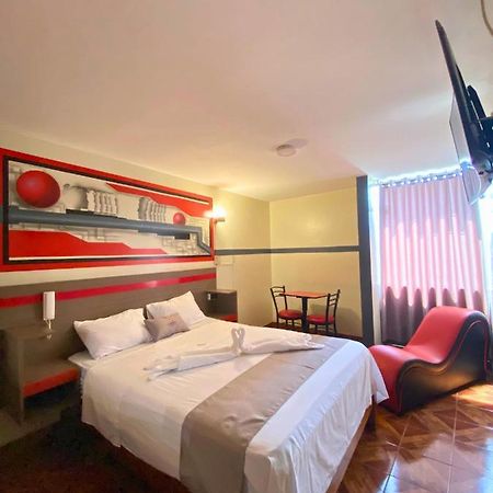 Las Bermudas - Hostal Callao Dış mekan fotoğraf